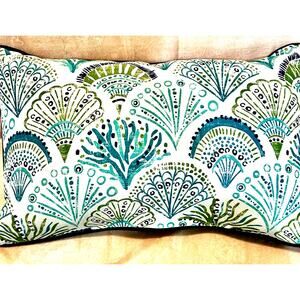 Allen + Roth Throw Pillow Green Blue Tropical Outdoor Sea Beach Print 18x10